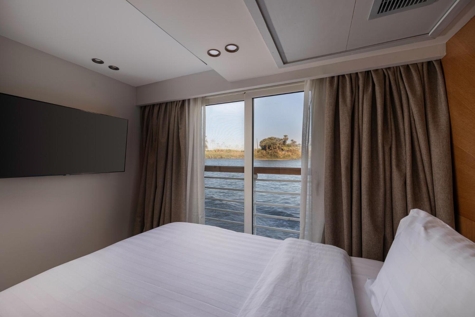 Tia Boutique Nile Cruise - Every Monday From Luxor For 04 & 07 Nights - Every Friday From Aswan For 03 & 07 Nights المظهر الخارجي الصورة