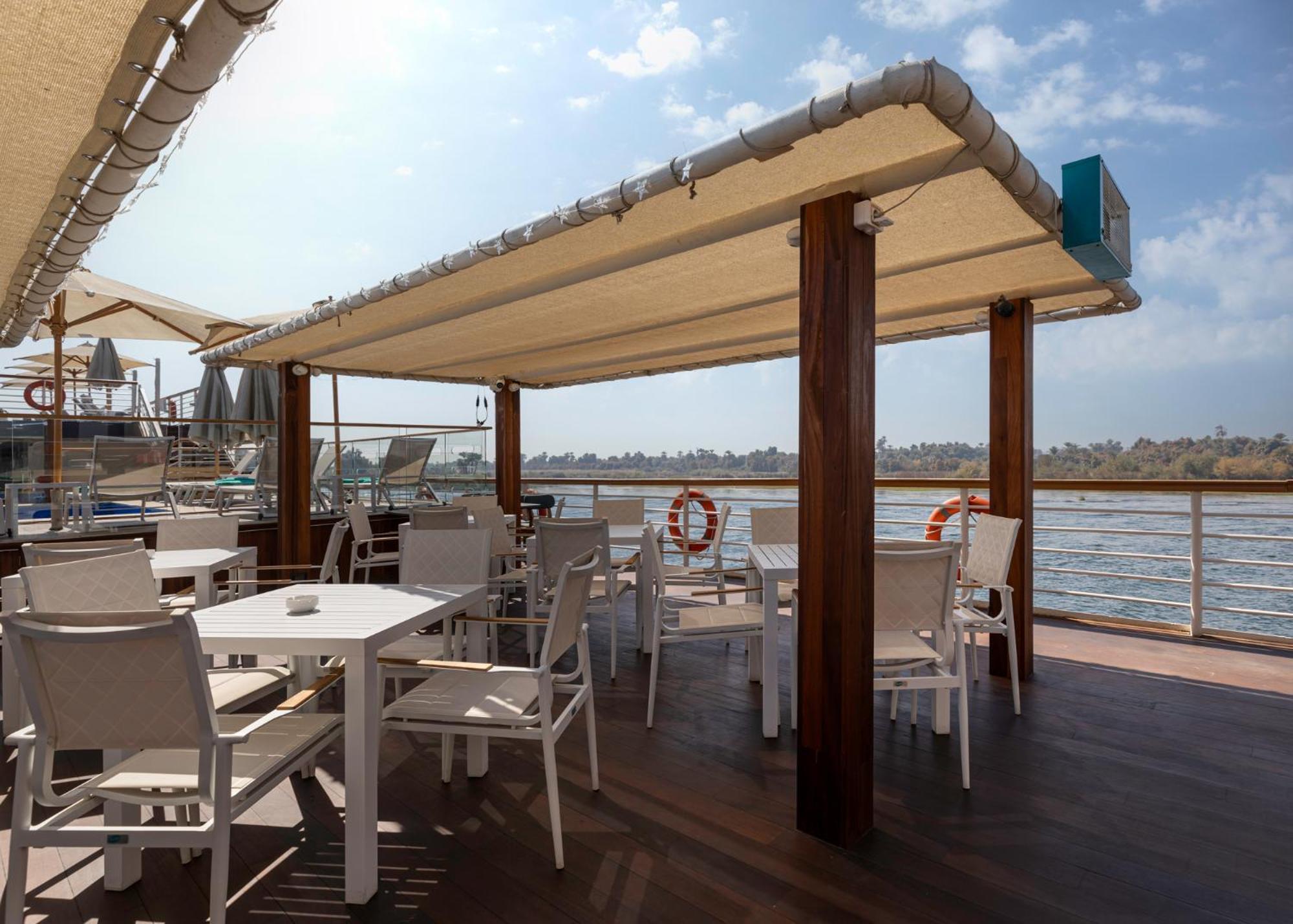 Tia Boutique Nile Cruise - Every Monday From Luxor For 04 & 07 Nights - Every Friday From Aswan For 03 & 07 Nights المظهر الخارجي الصورة